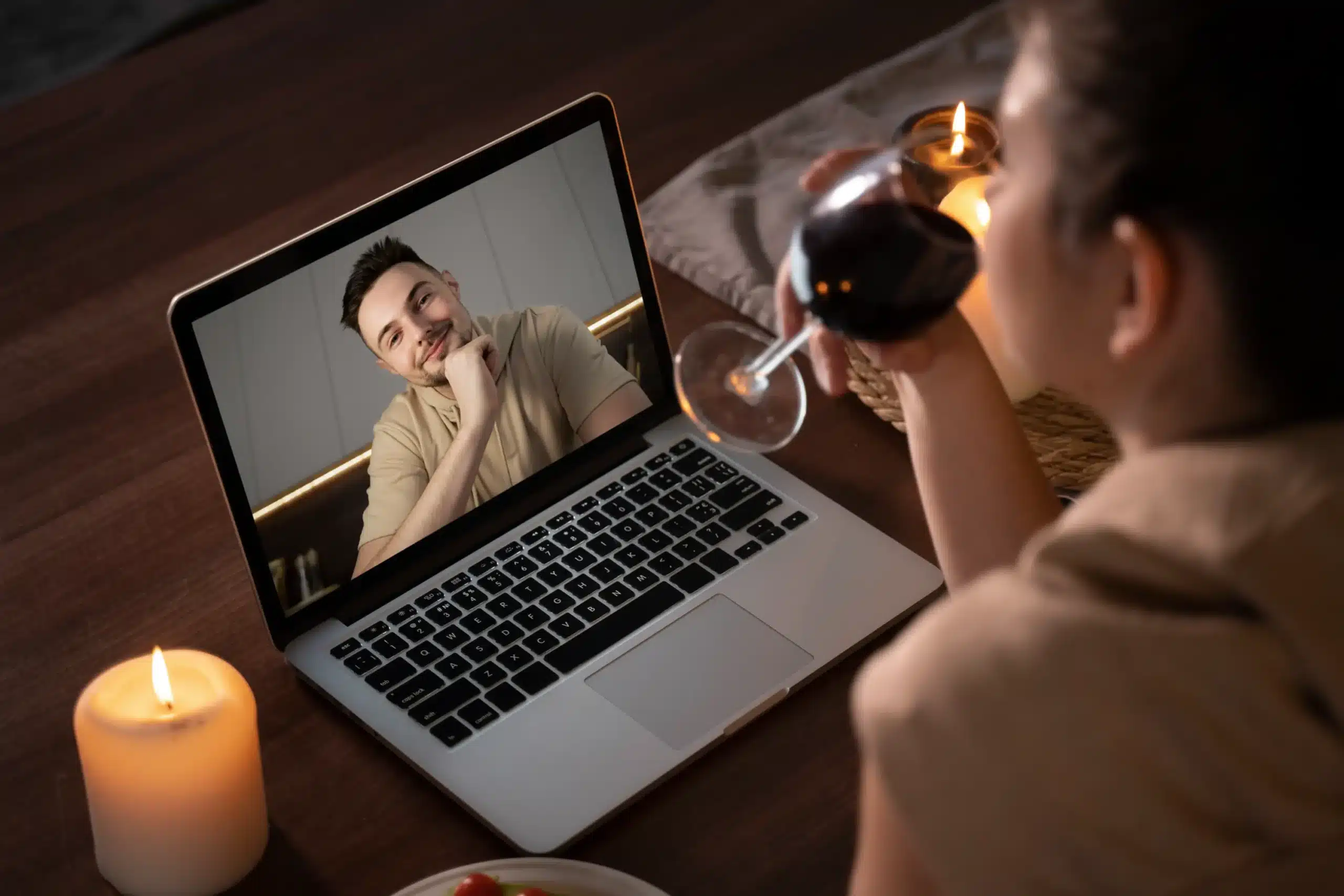 10 Best Dating Sites for Single Moms in 2025 (Safe & Trusted)